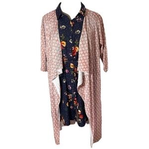 LuLaRoe Shirley Kimono Pleated Accordion Pink White Diamonds Shrug Coverup Silky